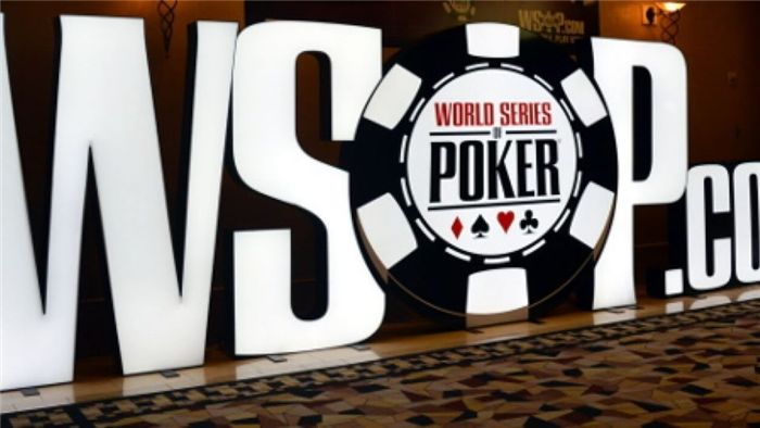 Сиа Лайта сыграет на ME WSOP, переодевшись в мужчину